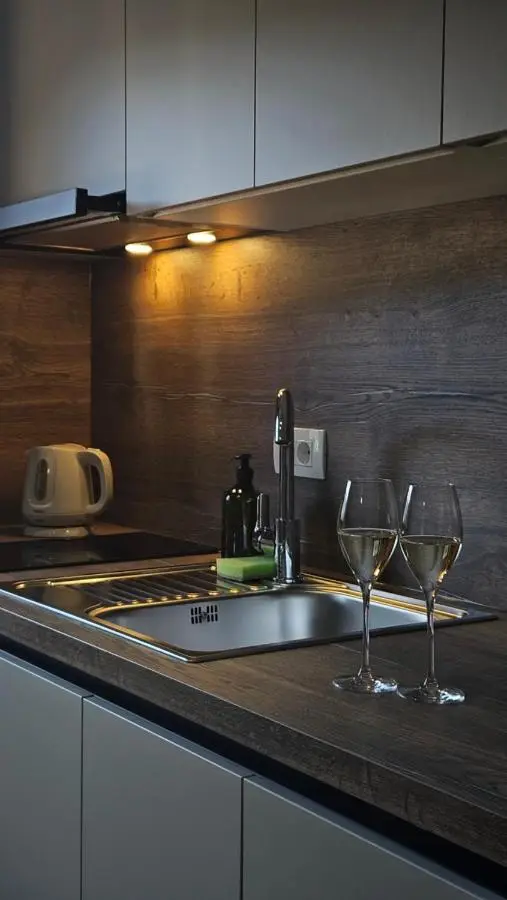 Apartments NIM