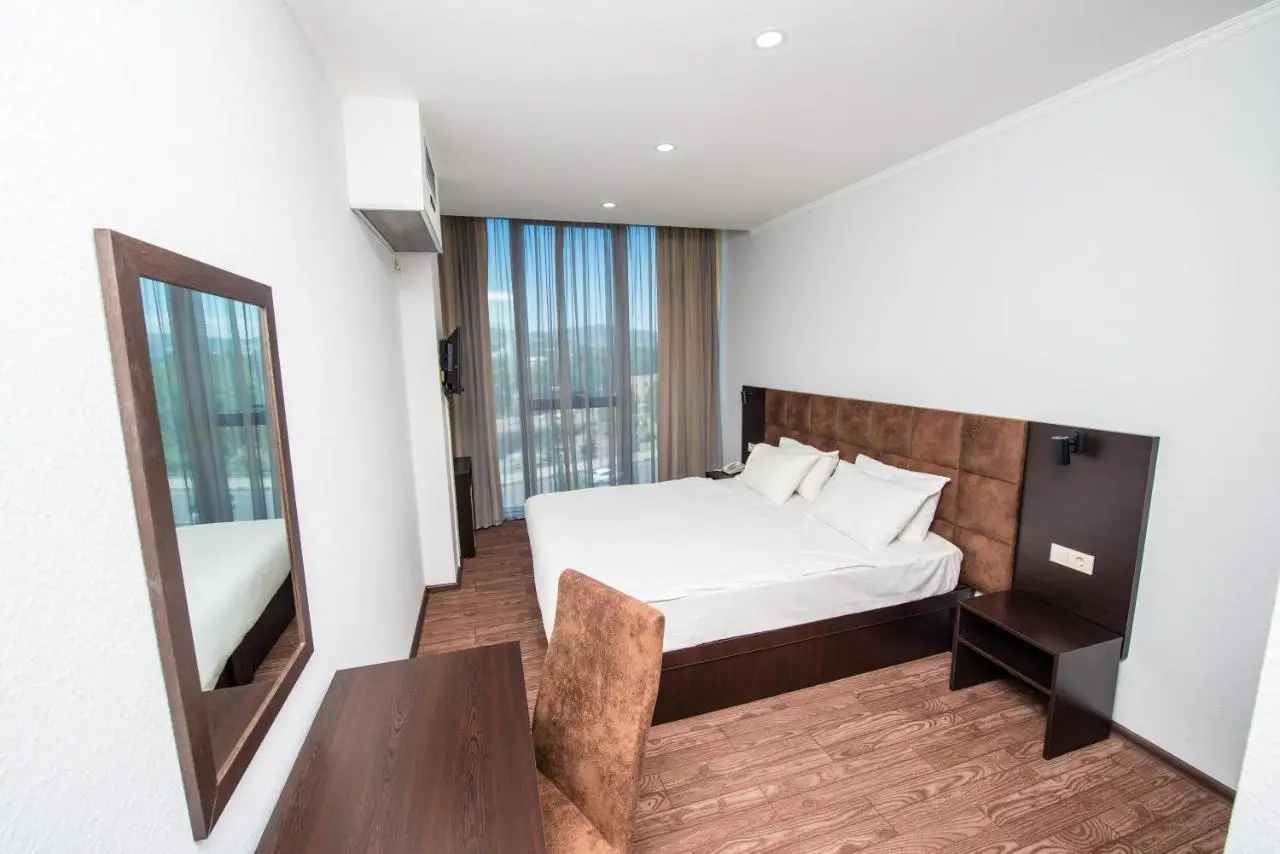 Hotel Shine Palace