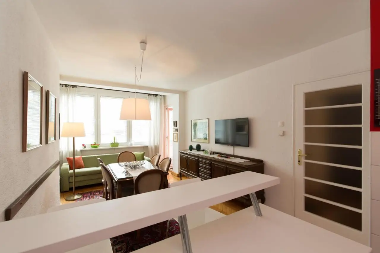 Apartment Gloria