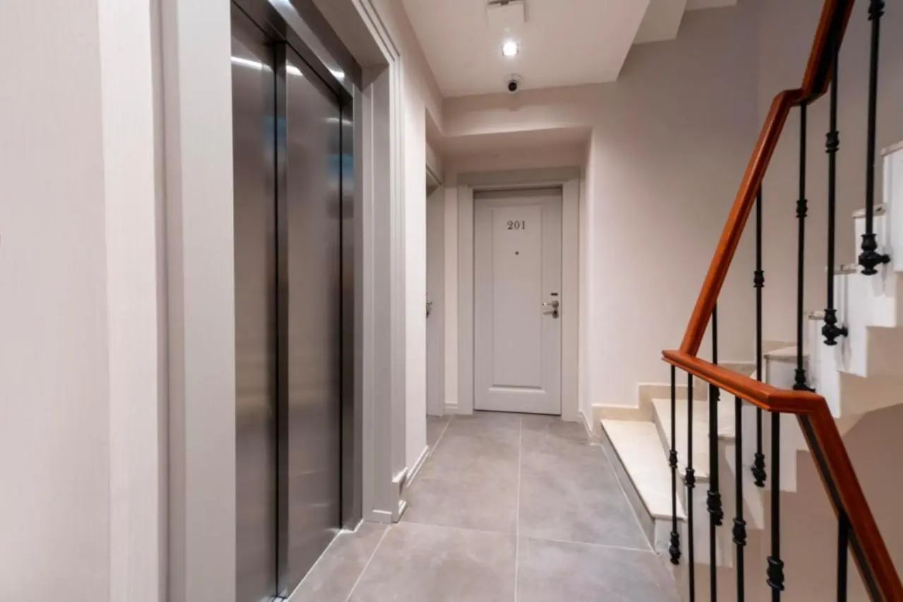 Smart and Simple Hotel Karakoy