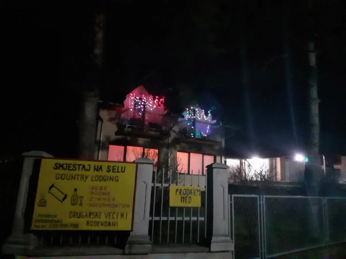 Smještaj na selu,porodica Gvozdenac