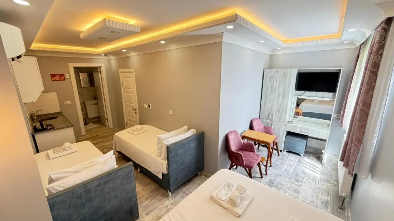 VERSECA HOTEL