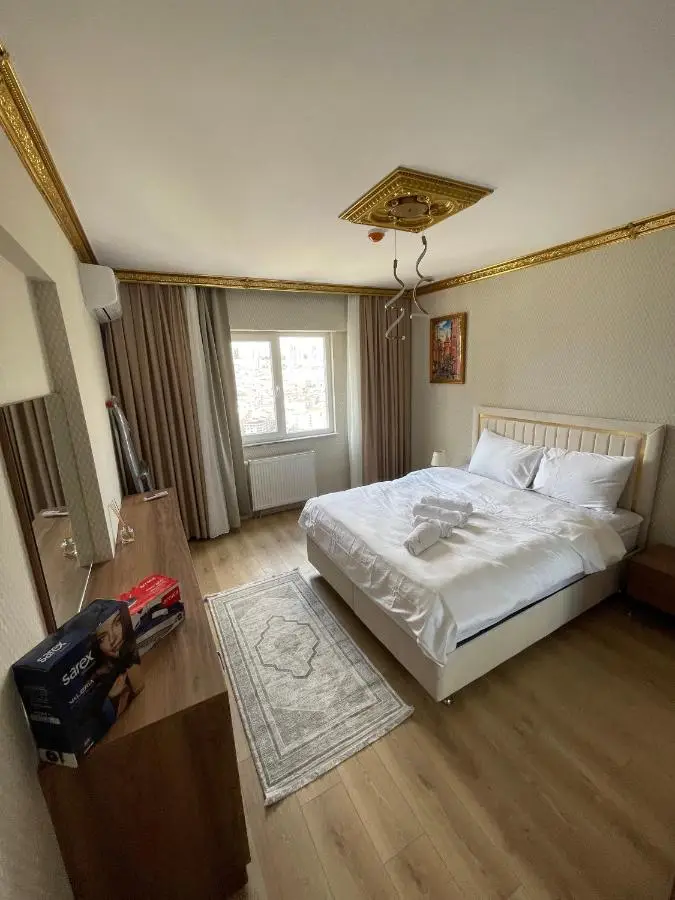 King Panorama Suite HI9