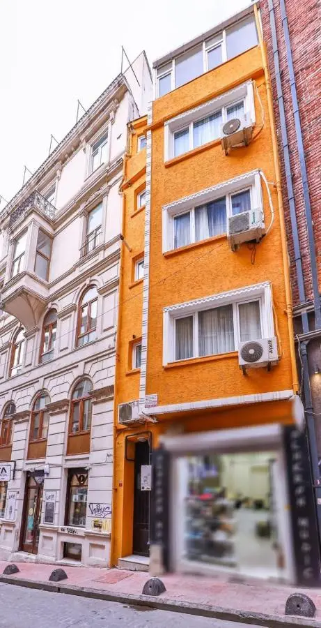 La Vita Galata