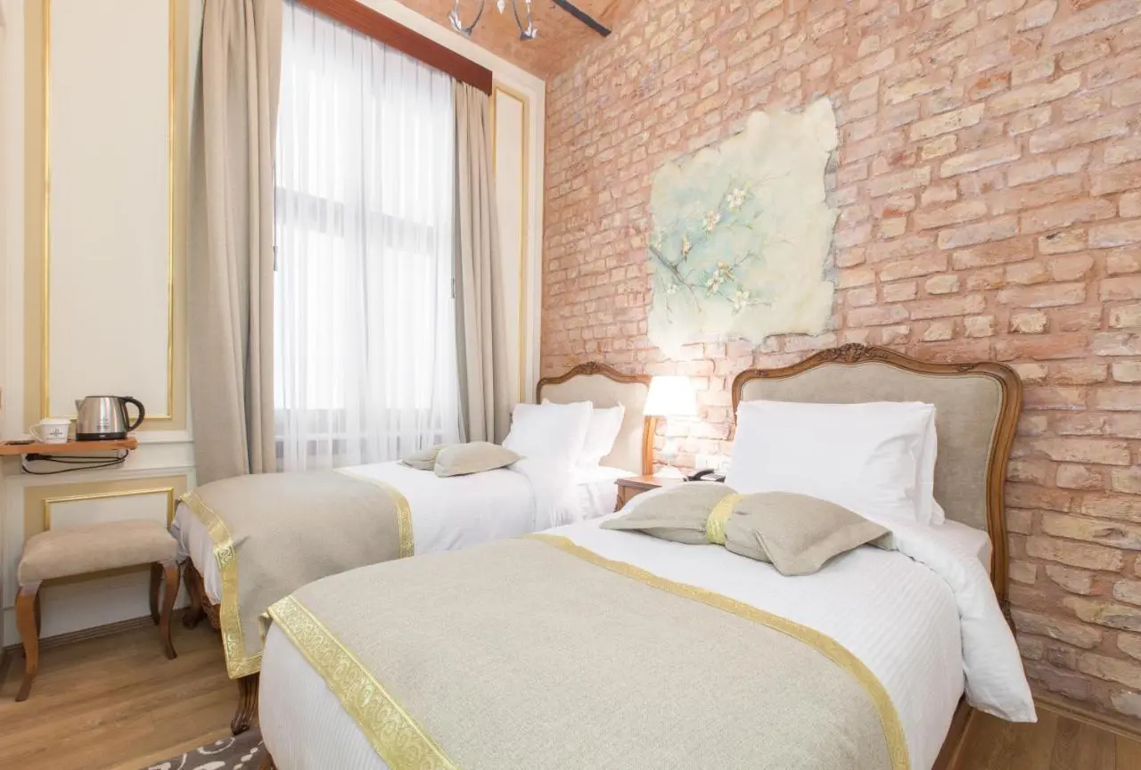 Hotel Pera Parma