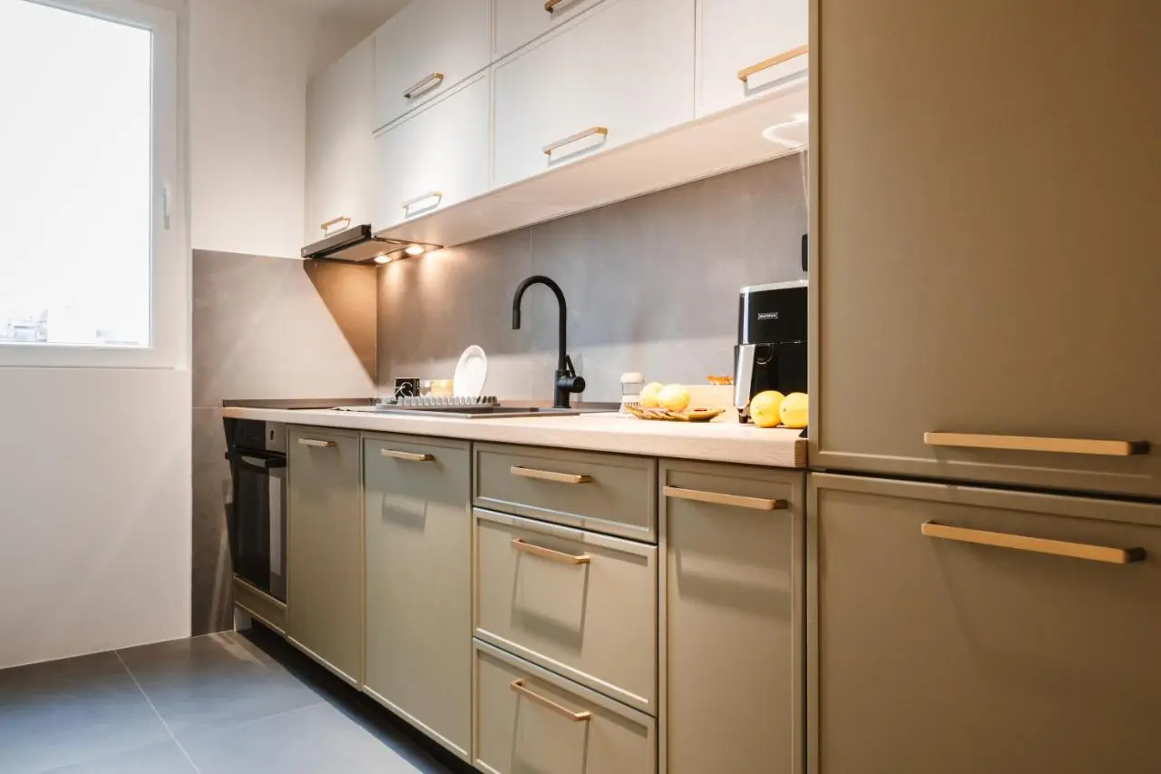 Central Apartment 44