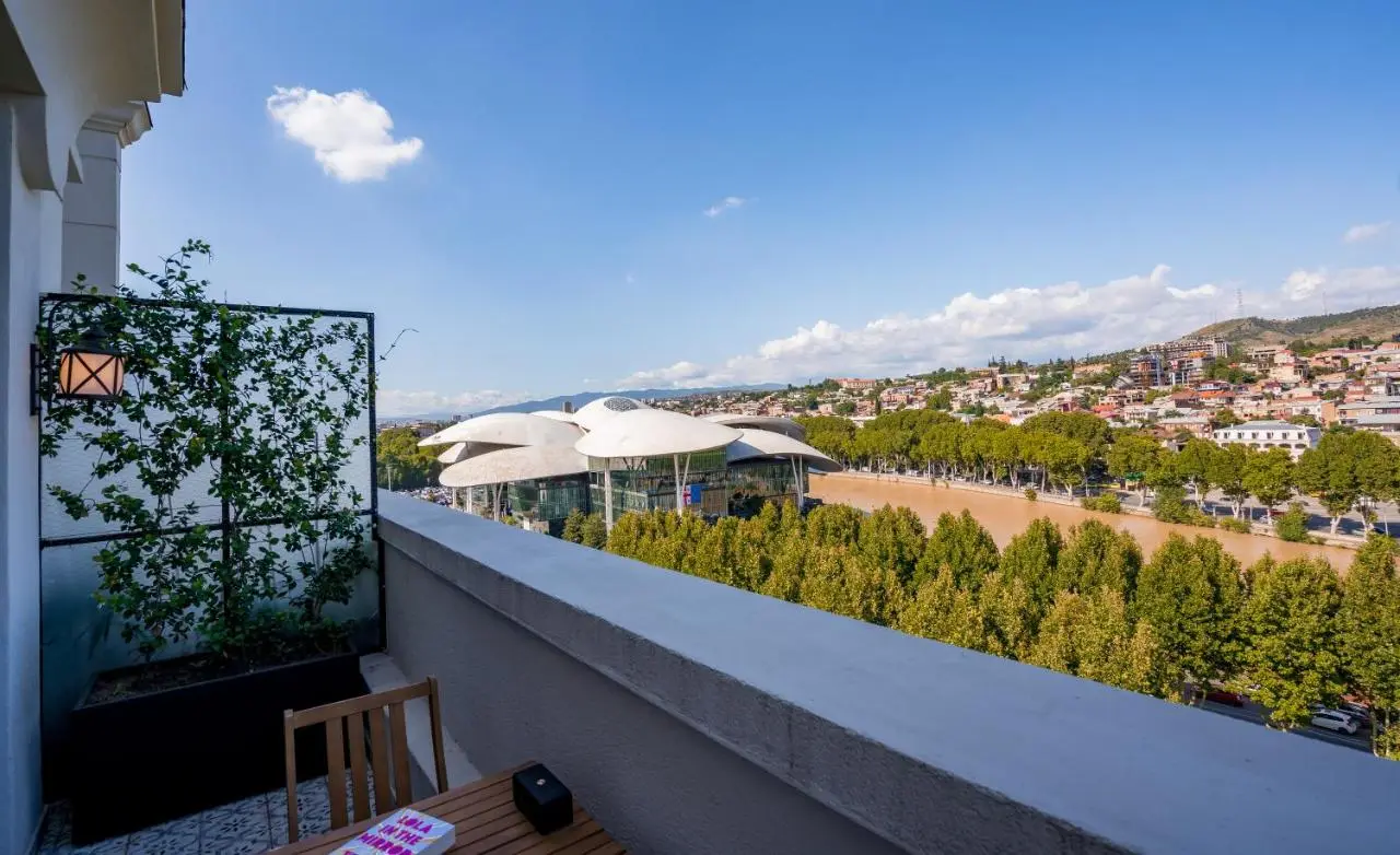 Zorba&Bond Boutique Hotel
