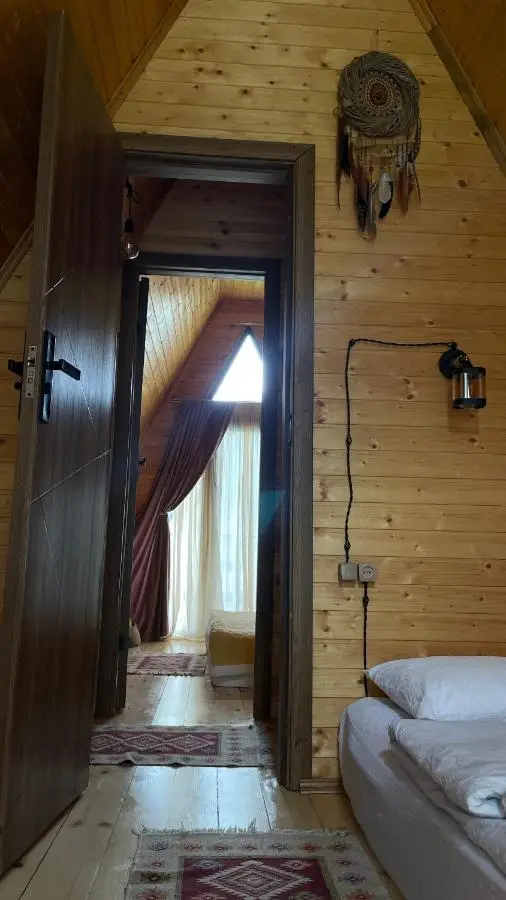 AURA Cottages