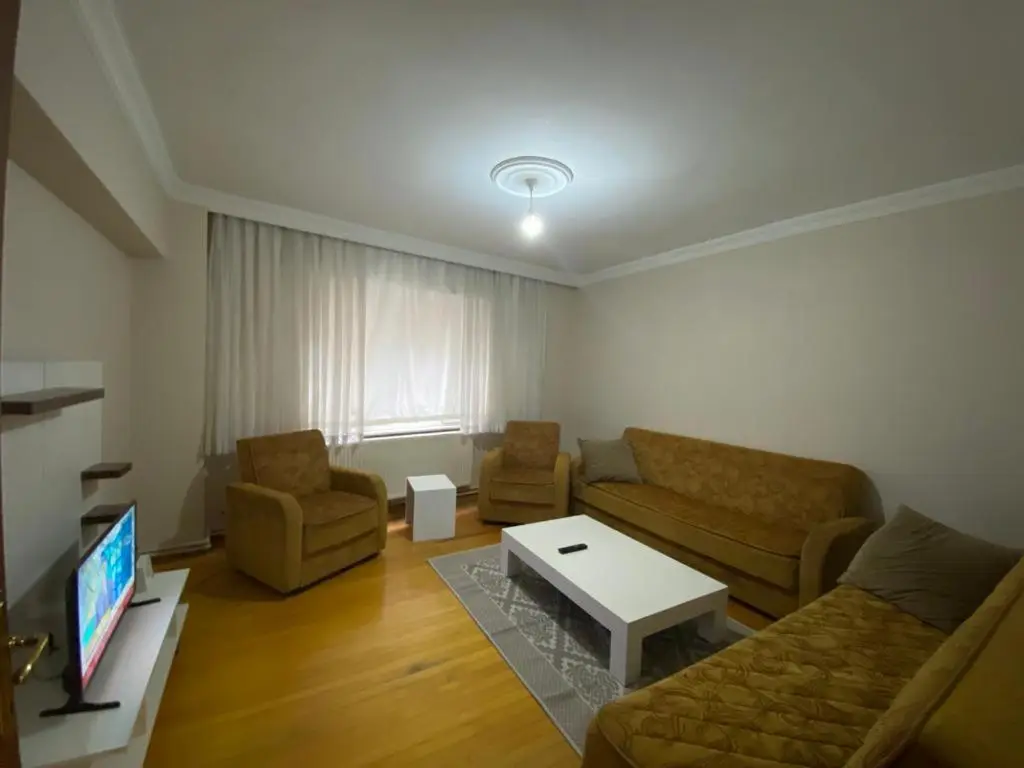 2 bedrooms central area located appartment 2 floor