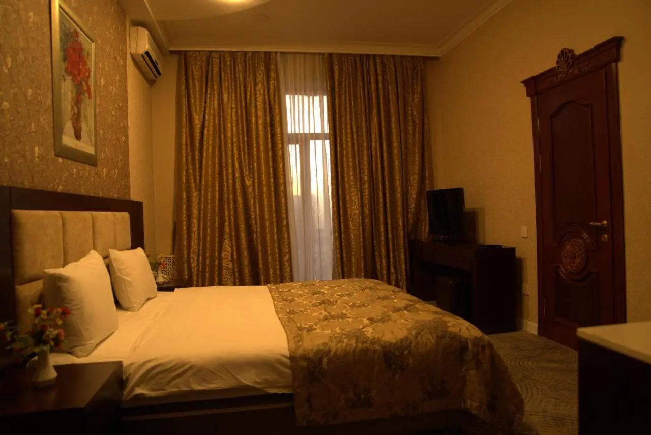 Premier Hotel