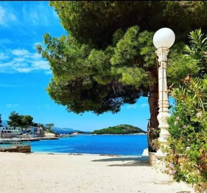 Hotel Adriatik Ksamil