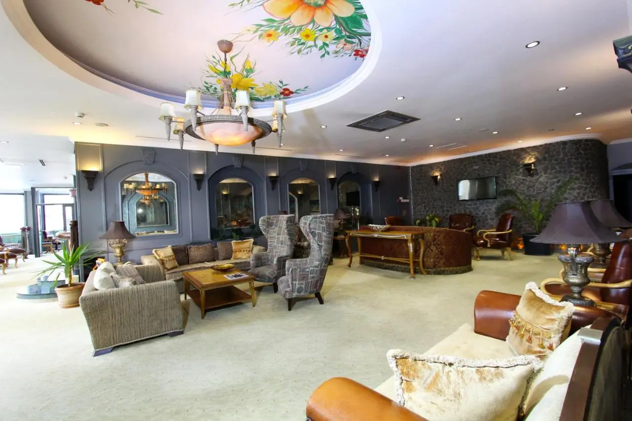 Funda Hotel