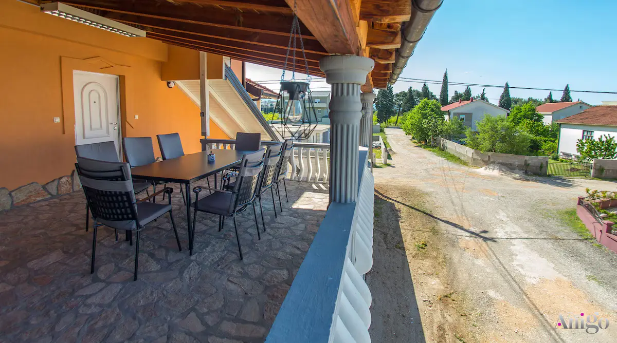 Mostaria House
