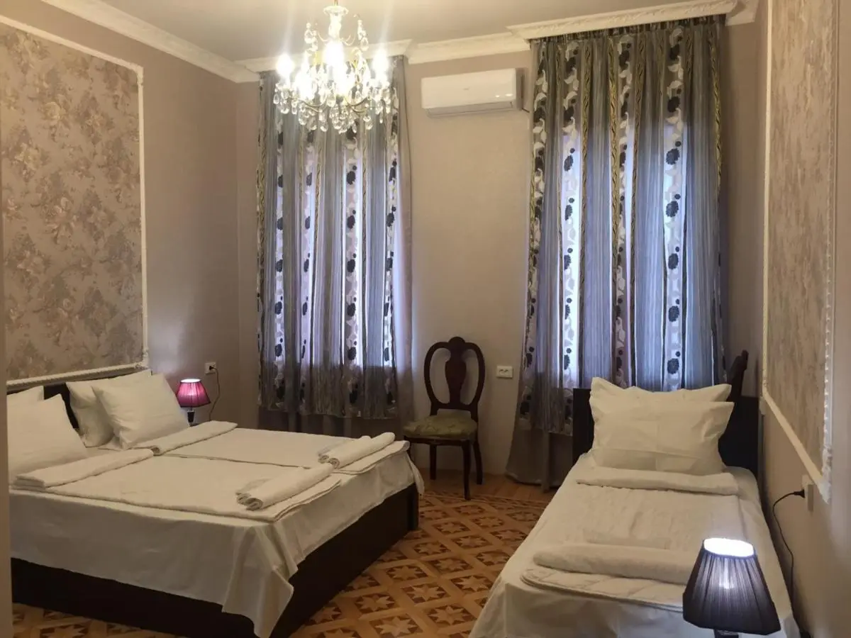 HOTEL COMFORT
