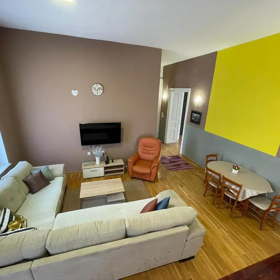 Apartment Pangea