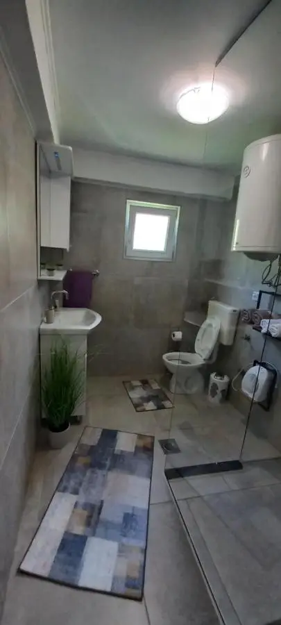 Royal Town Luxury with Panoramic View Wake up to breathtaking lake views and pure tranquility