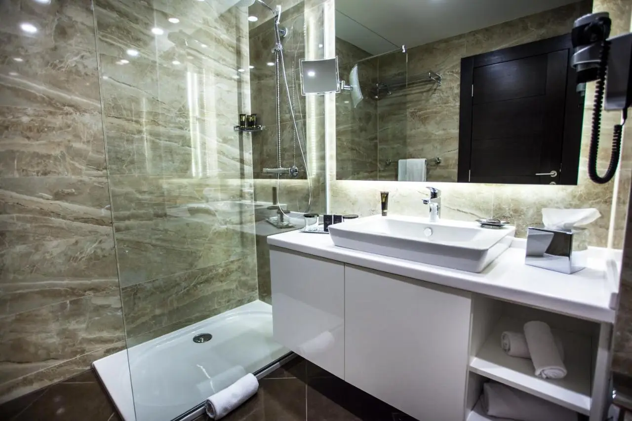 Malak Regency Hotel