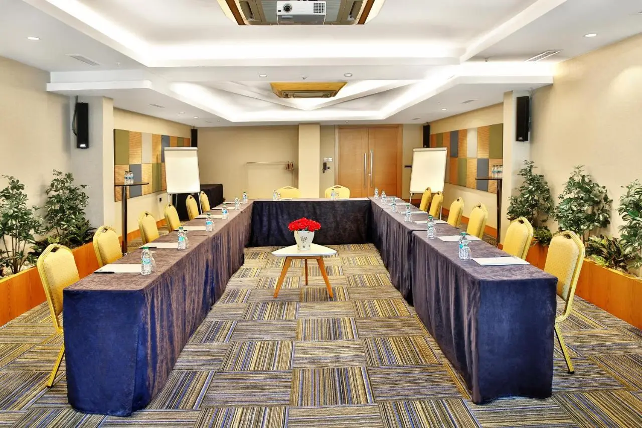 Bof Hotels Ceo Suites Atasehir