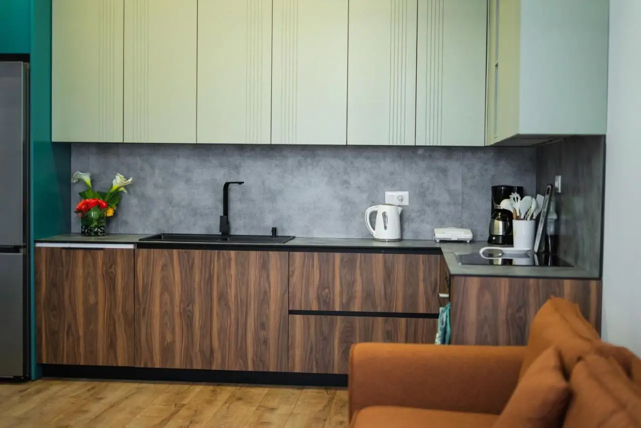 Home Select Tirana 6