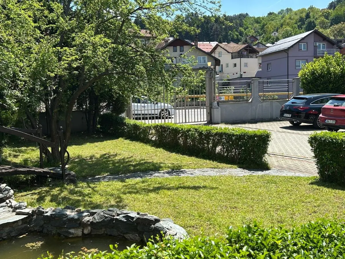 ApartVilla Art of living luxury