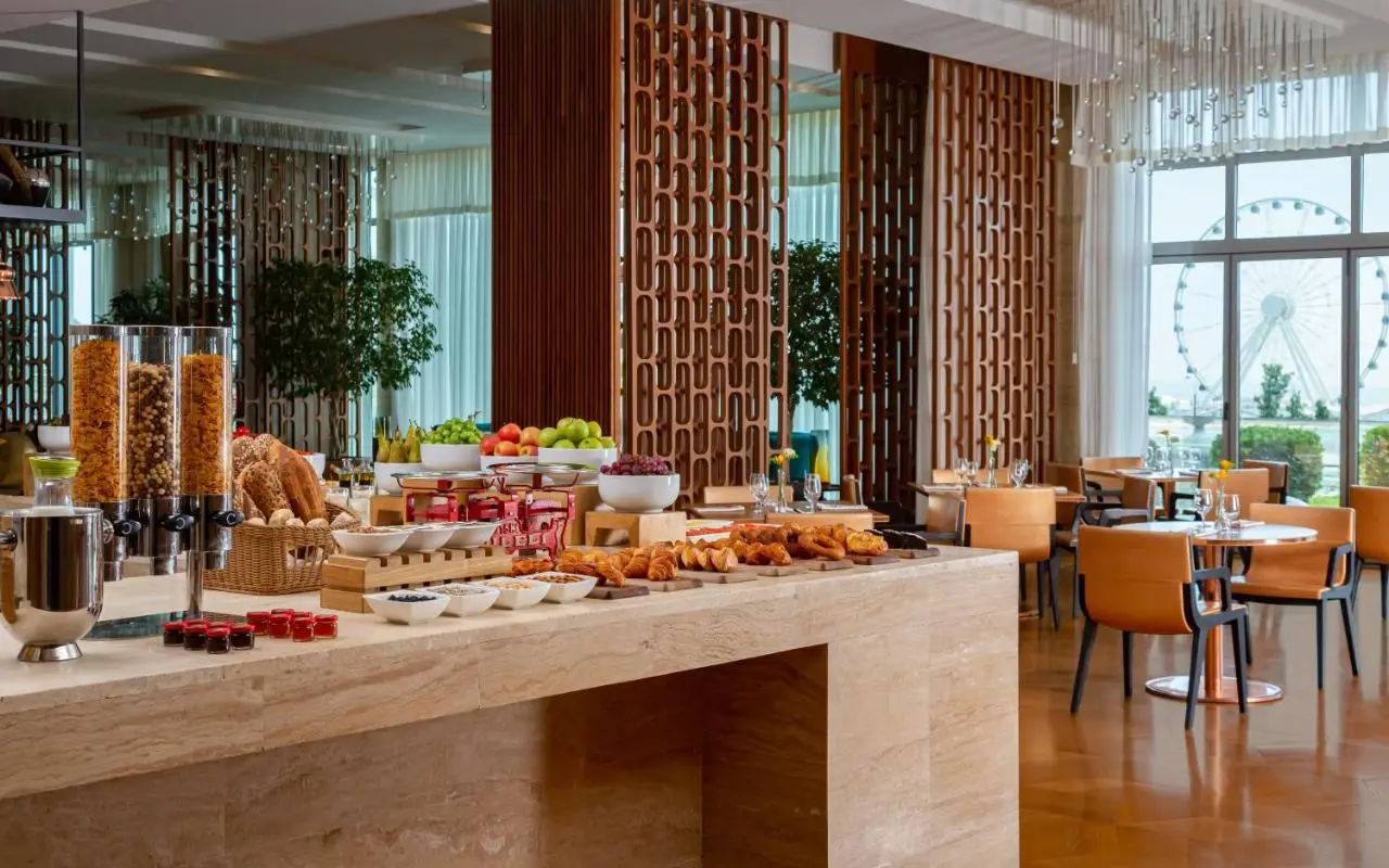 Sheraton Baku Intourist