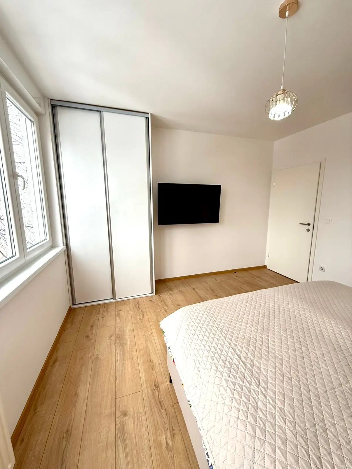 NEW Modern Apartment near the Center