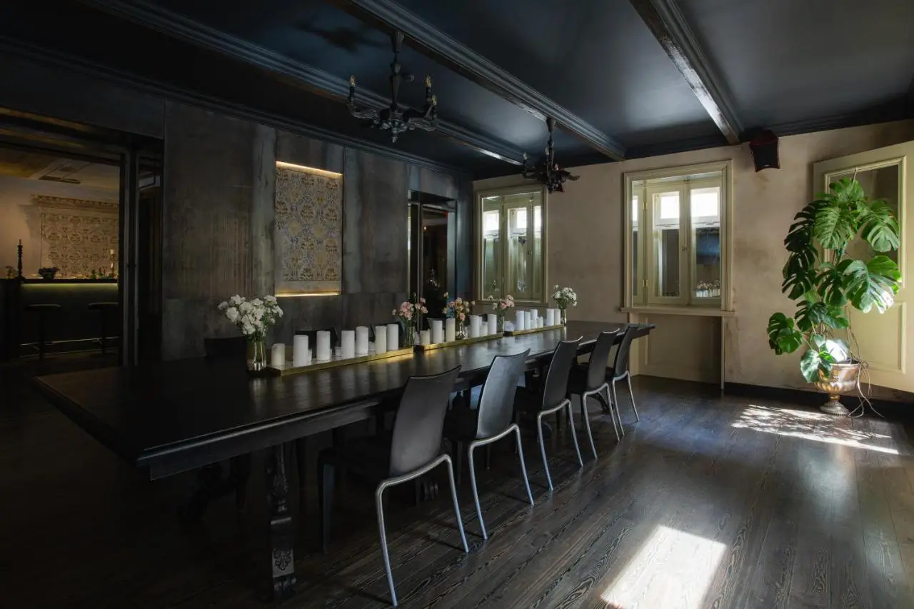 Unfound Door - Design Hotel