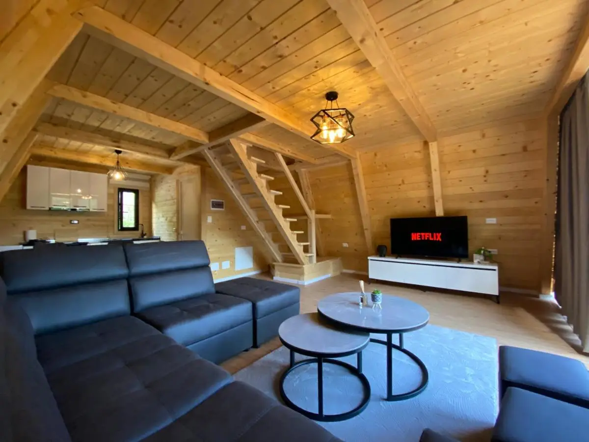 Monark Villas