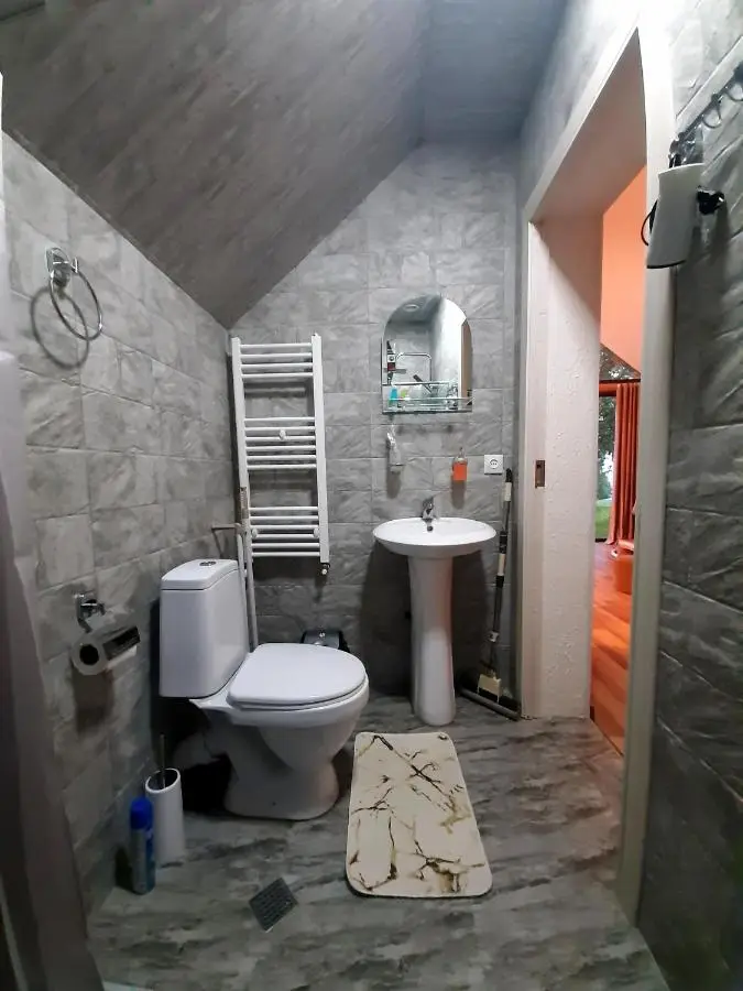 Kazbegi cottages qabarjina