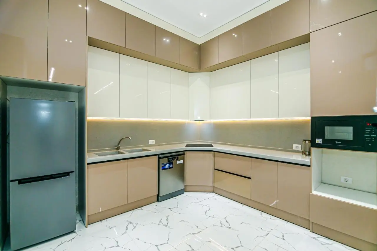 WHITE Luxury Apartment in Nizami street