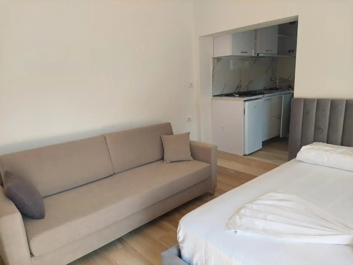 SOLE INN