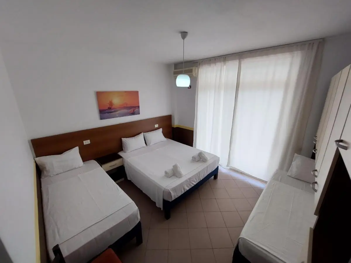 Hotel Nacional Durres