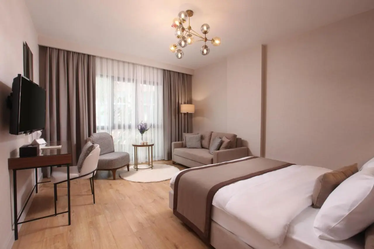 The Pearl Suites