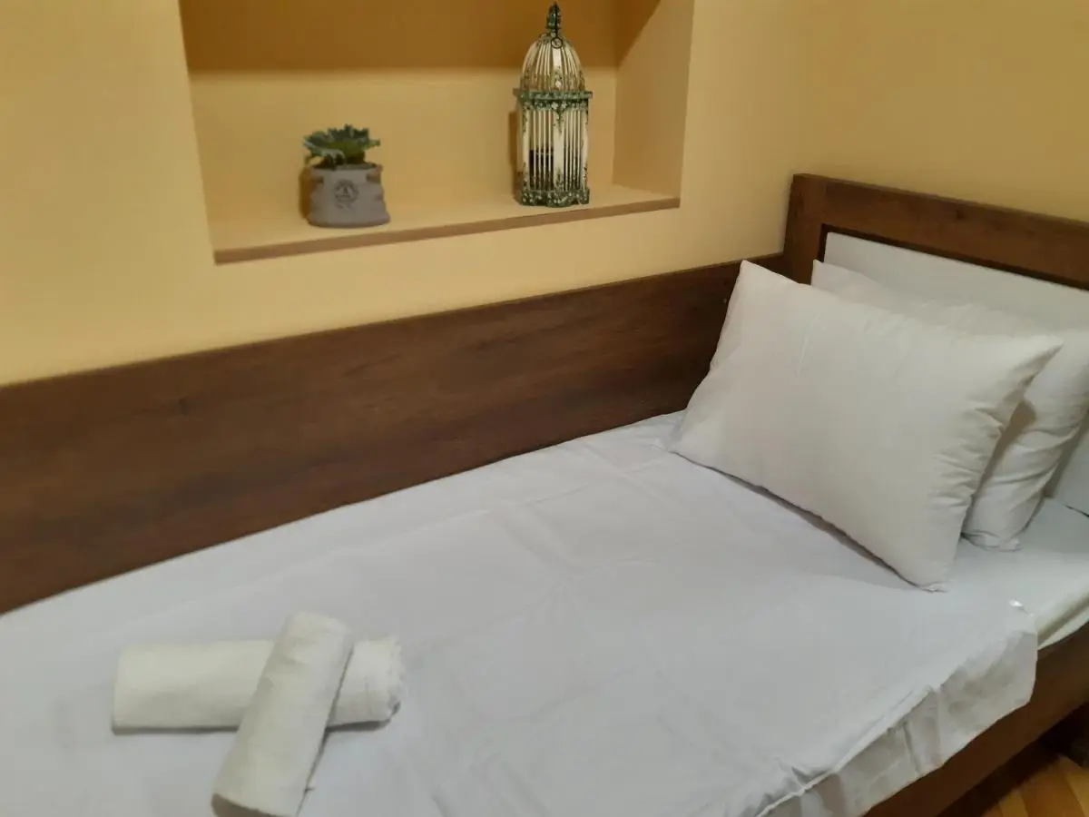 Hotel BANI