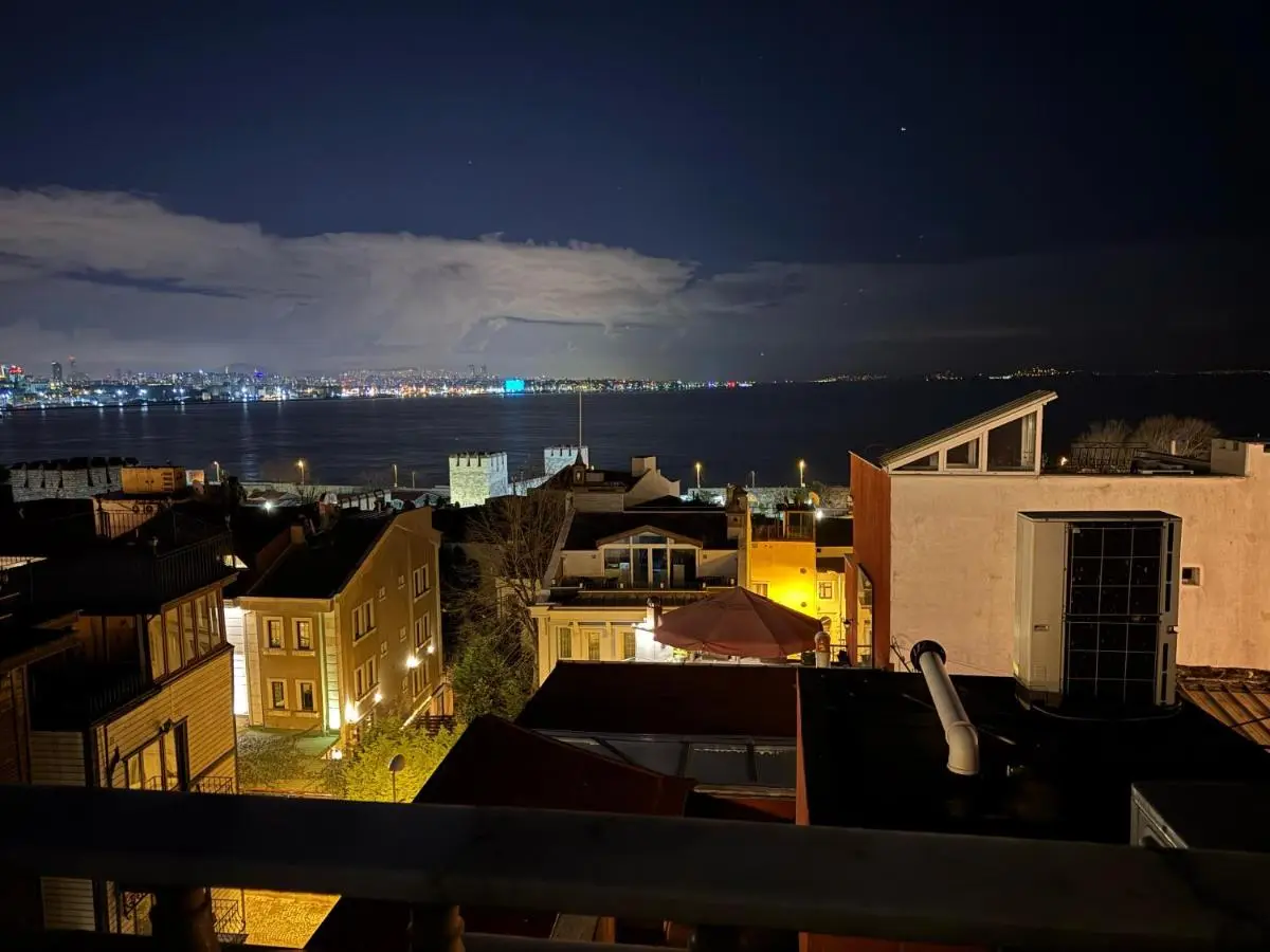Hanedan Hotel