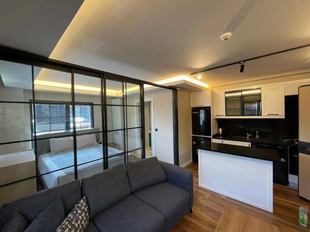 ARC HOUSE