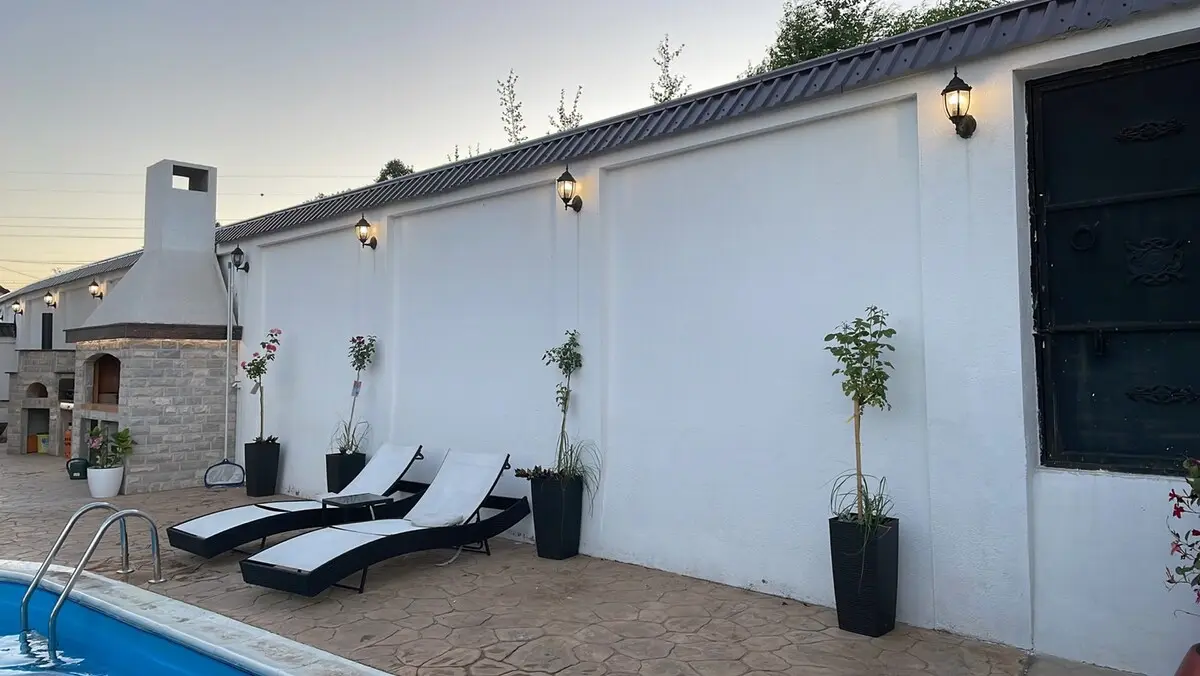 Villa Bosna (Pool, Sauna, Jacuzzi, BBQ,Playground)