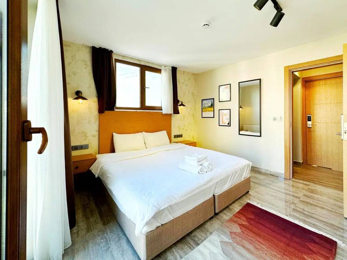 Sultan Pier Hotel