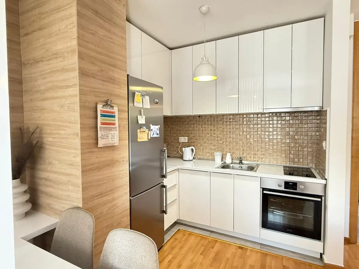 Merak - Two bedroom apartment + Free parking