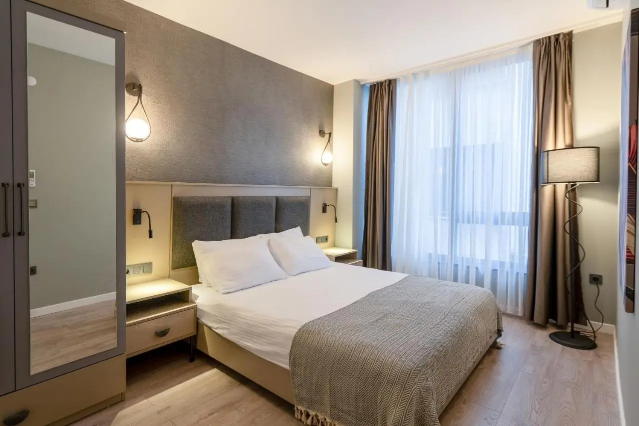 Verula City Suites