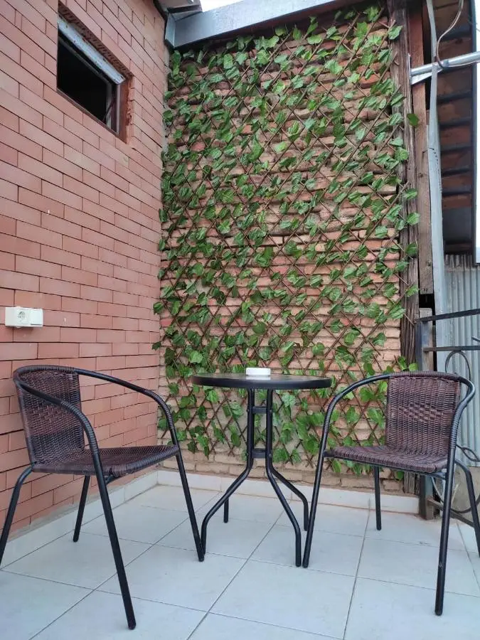 Apartment Dry Bridge