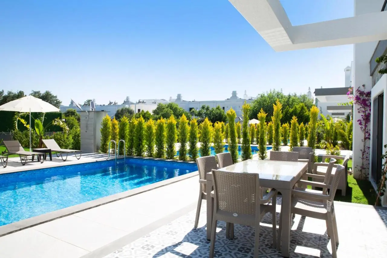 BD4109 Two BedroomedVilla withPool inBodrumYalikavak