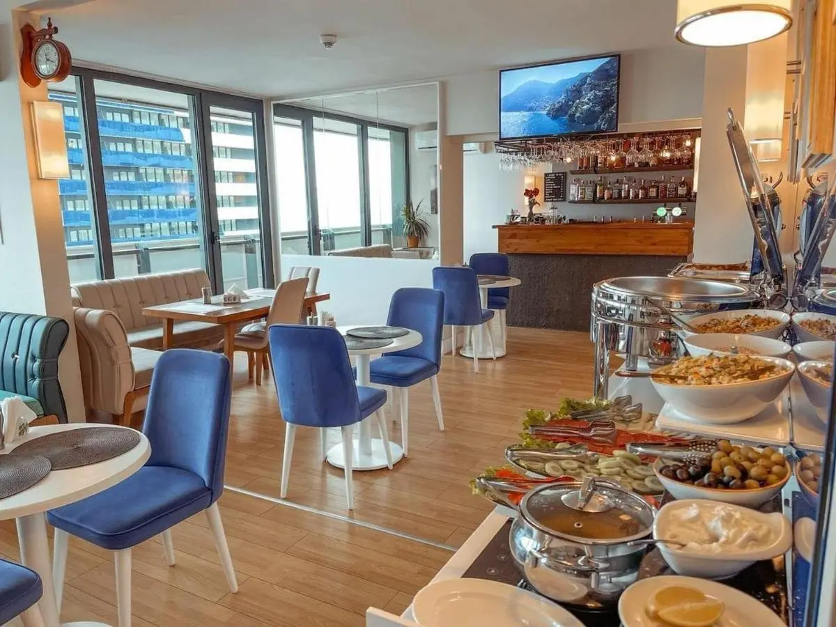 APART-HOTEL ORBI CITY