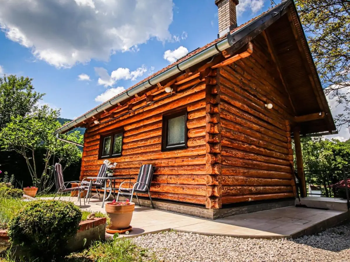 Home Eden Dobrenica