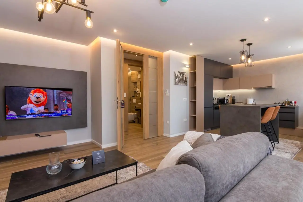 Mayisa Apartments