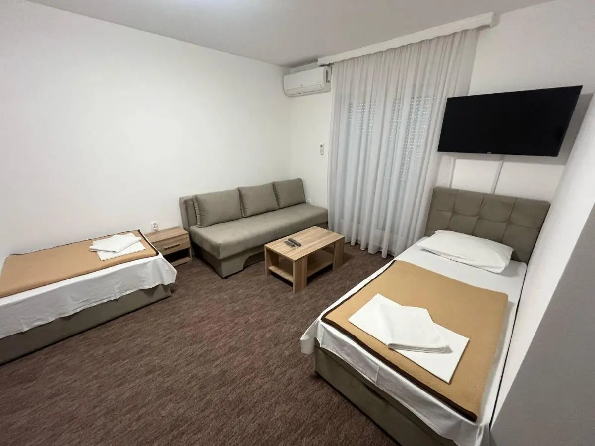 Motel Aura