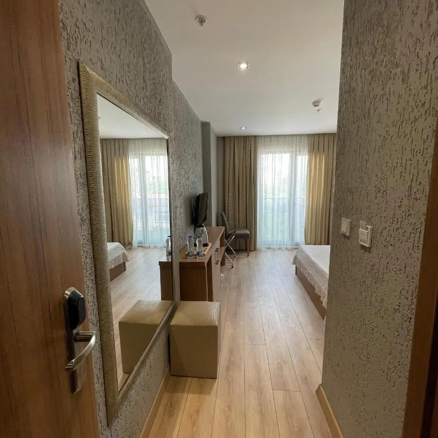 İNNPORT HOTEL