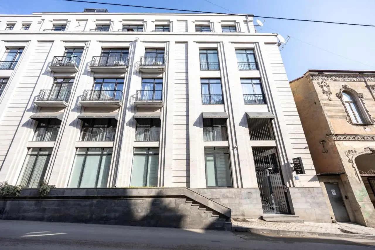 Sololaki Inn
