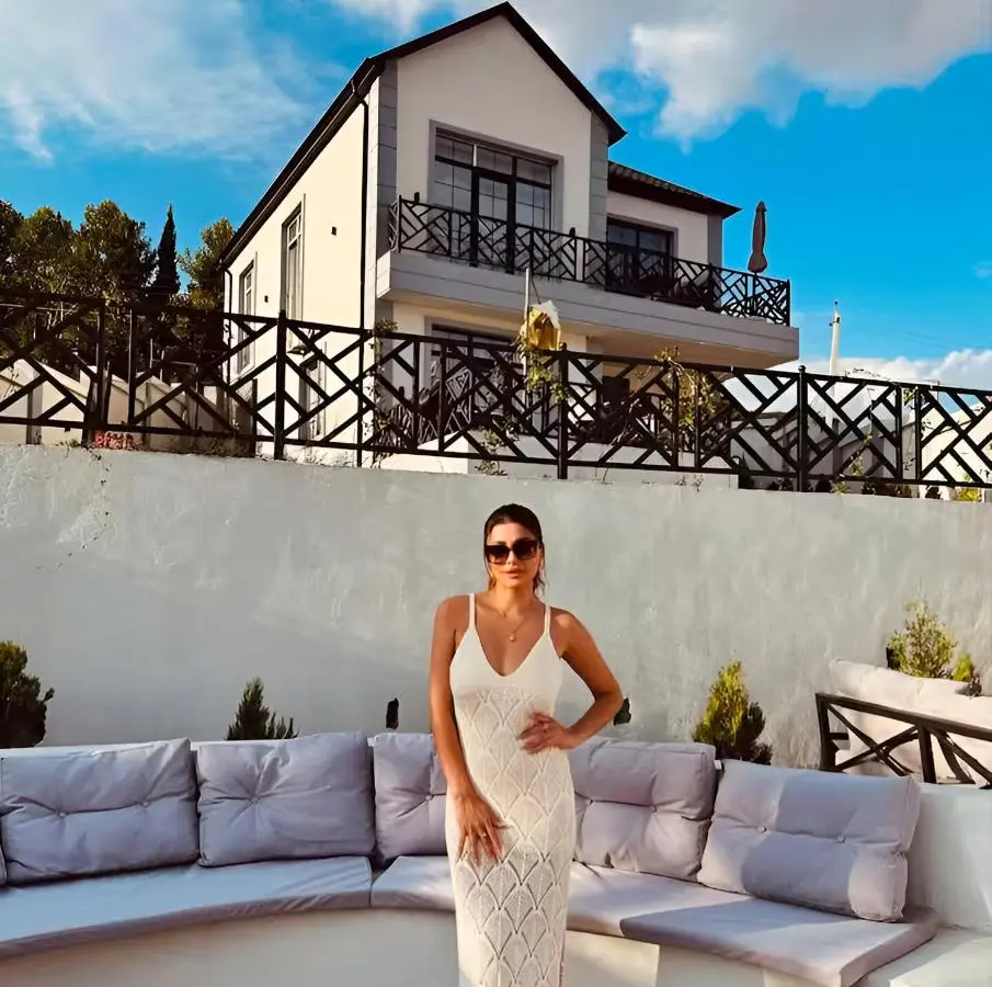 White Harmony Houses