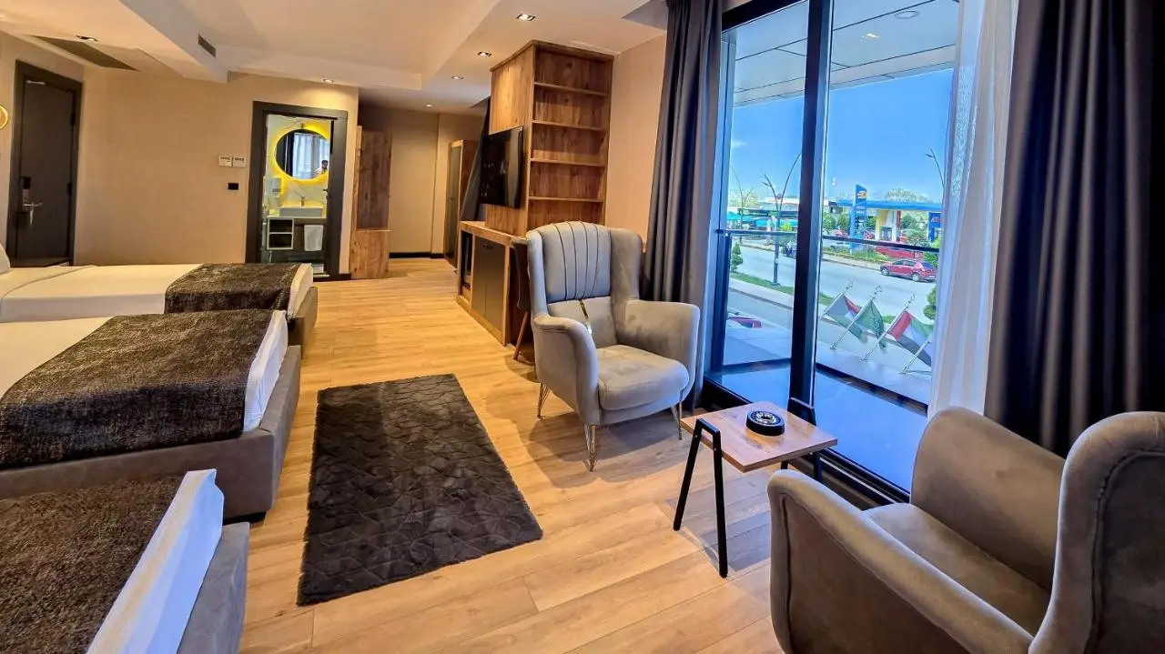 AYATOURE HOTEL